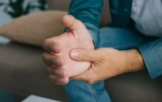 Bolečina v zapestju – Kako jo preprečimo?